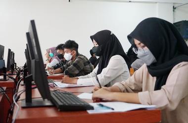 Mempersiapkan UTBK dengan Tryout Online Bahasa Indonesia